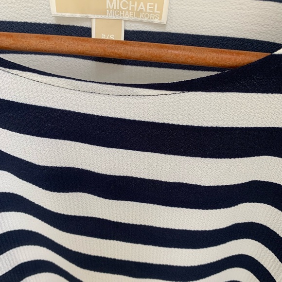 Michael Kors summer top - Picture 2 of 2